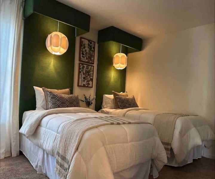 Vine City Home - Duplex - 3 Mins From Gwcc & Mercedes- Benz Stadium 애틀랜타 외부 사진
